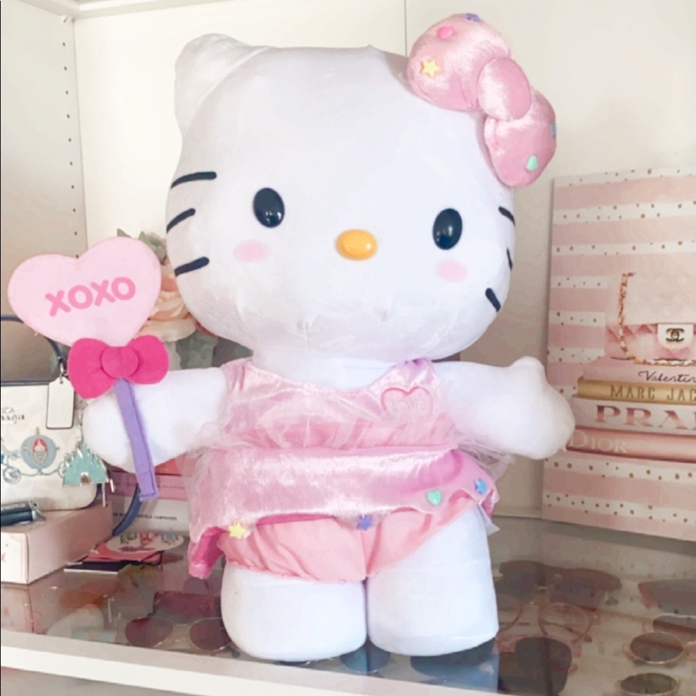 HELLO KITTY LOVE PLUSH GREETER 🎀🥰🌸
